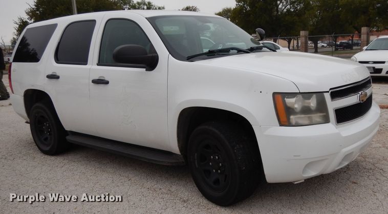 image for item DJ7457 2010 Chevrolet Tahoe  SUV