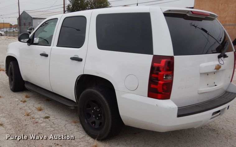 image for item DJ7457 2010 Chevrolet Tahoe  SUV