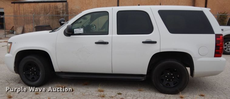 image for item DJ7457 2010 Chevrolet Tahoe  SUV