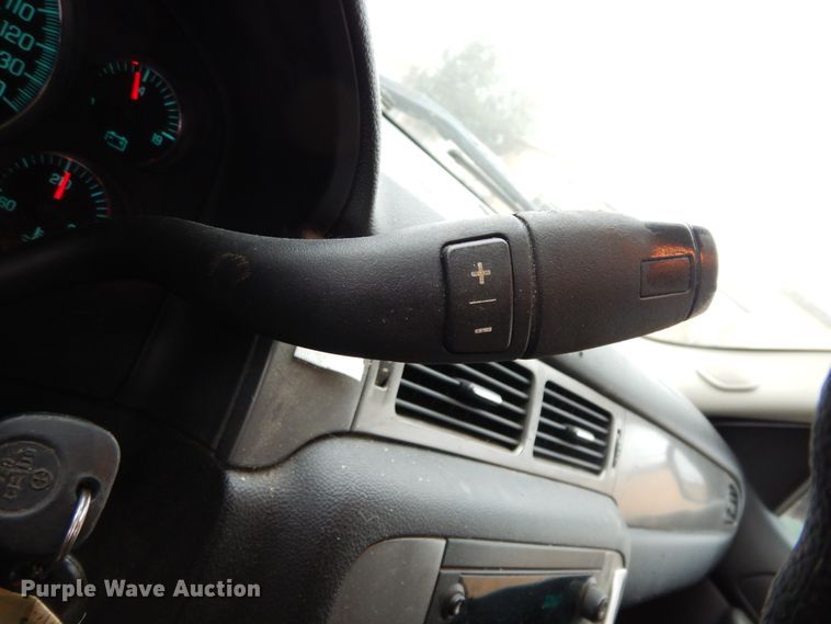 image for item DJ7457 2010 Chevrolet Tahoe  SUV