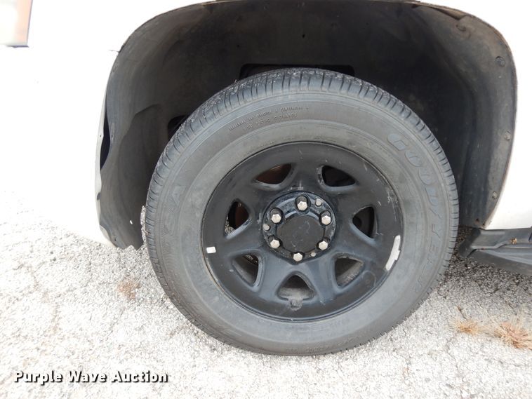 image for item DJ7457 2010 Chevrolet Tahoe  SUV