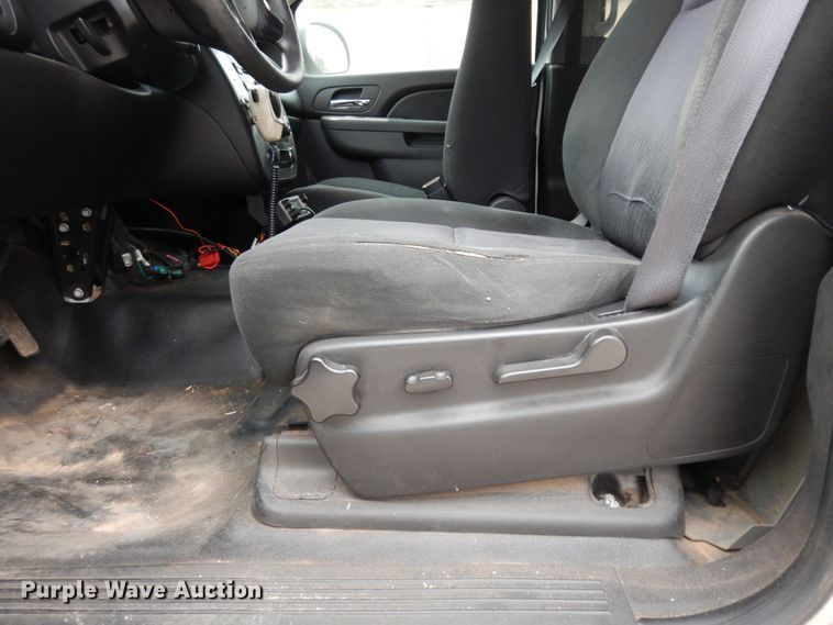 image for item DJ7458 2012 Chevrolet Tahoe Police  SUV