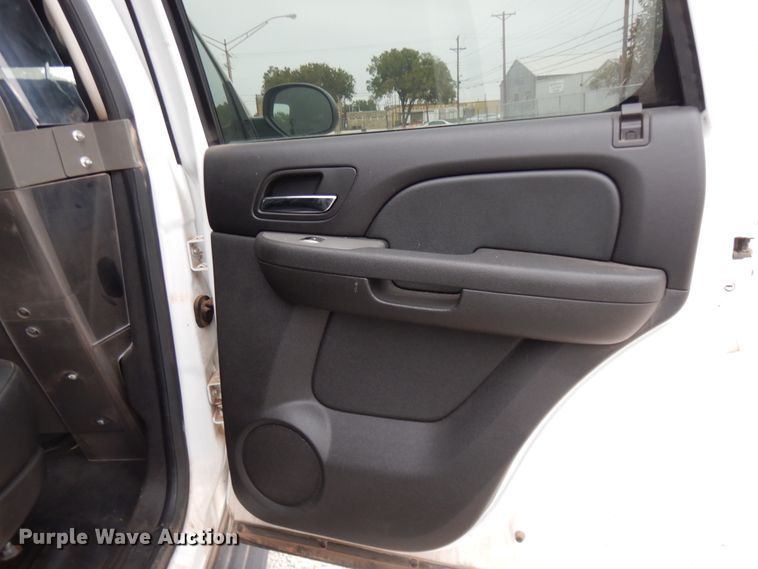 image for item DJ7458 2012 Chevrolet Tahoe Police  SUV