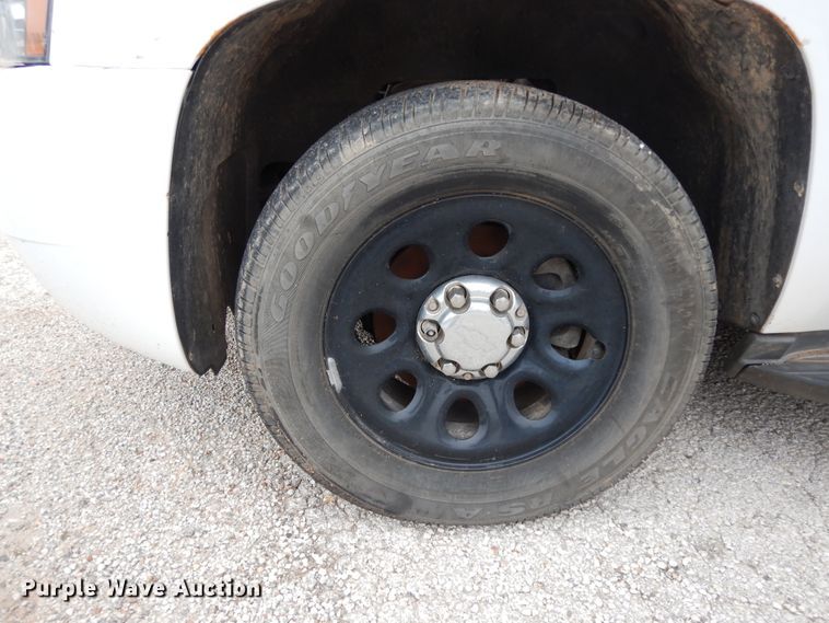 image for item DJ7458 2012 Chevrolet Tahoe Police  SUV