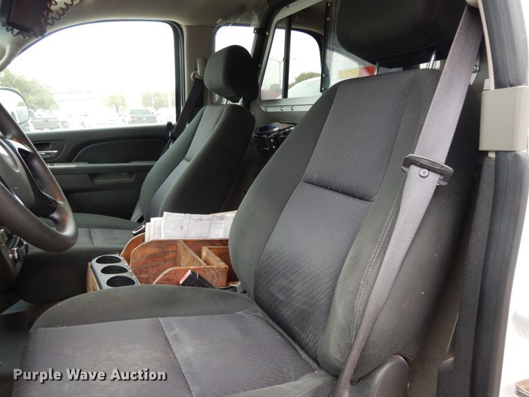 image for item DJ7459 2012 Chevrolet Tahoe Police  SUV