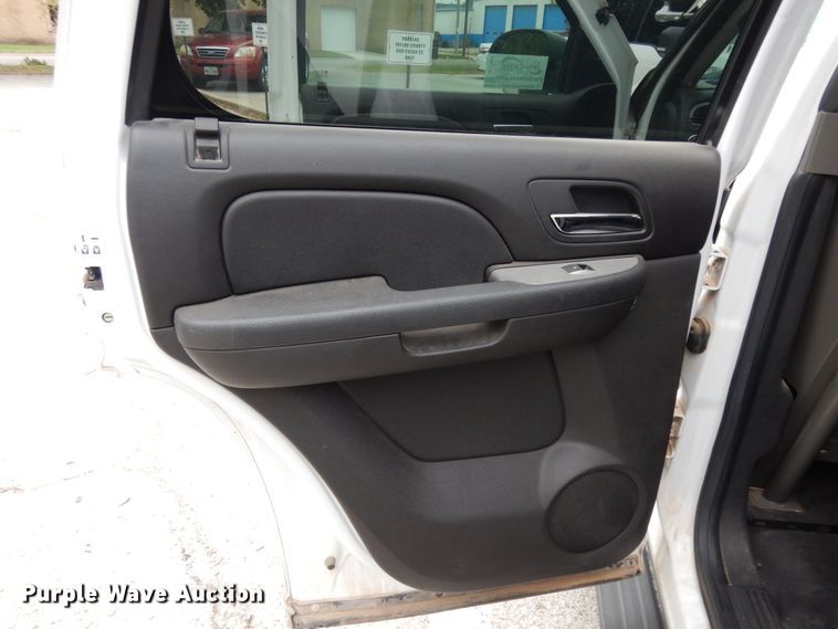 image for item DJ7459 2012 Chevrolet Tahoe Police  SUV