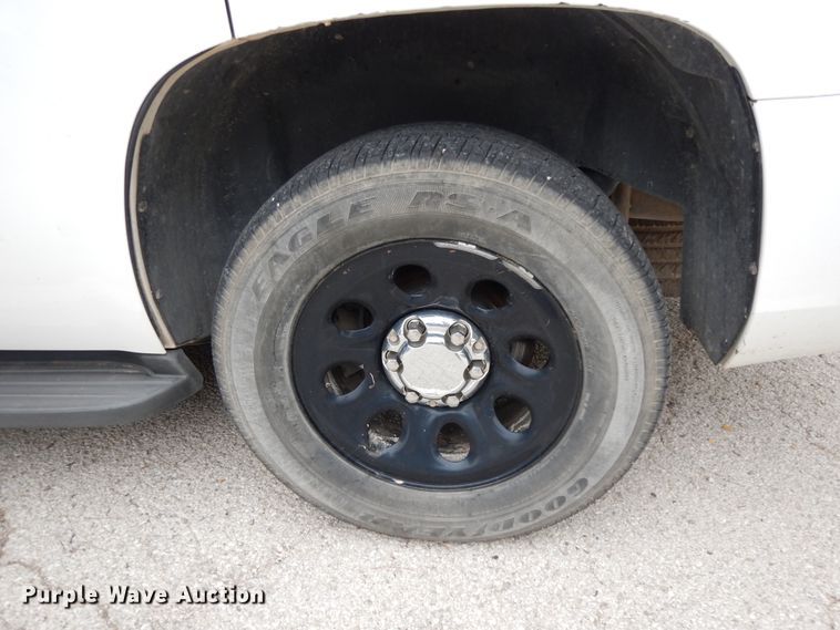 image for item DJ7459 2012 Chevrolet Tahoe Police  SUV