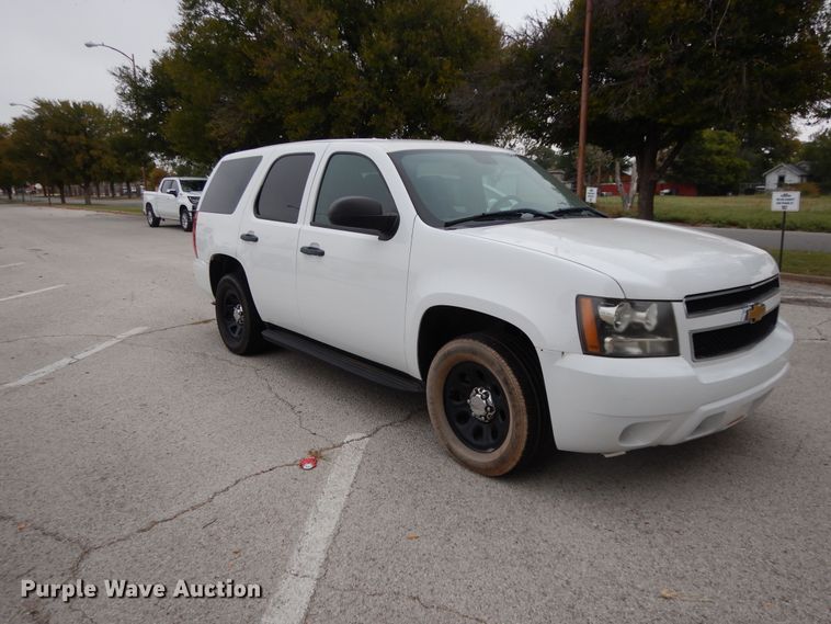 image for item DJ7460 2013 Chevrolet Tahoe Police  SUV