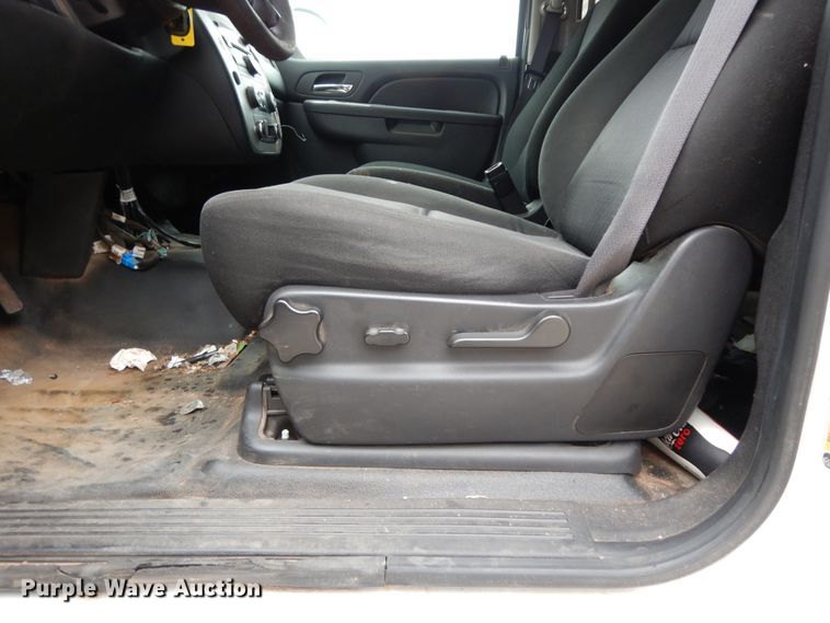 image for item DJ7460 2013 Chevrolet Tahoe Police  SUV