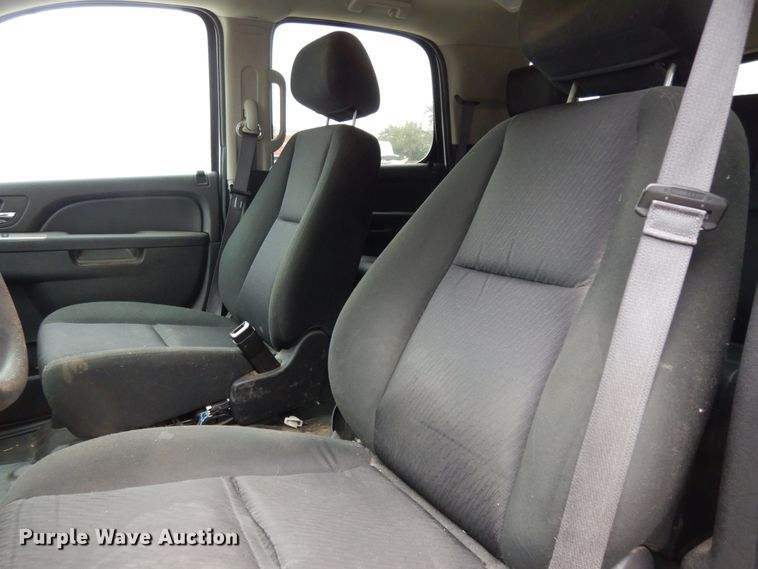 image for item DJ7460 2013 Chevrolet Tahoe Police  SUV