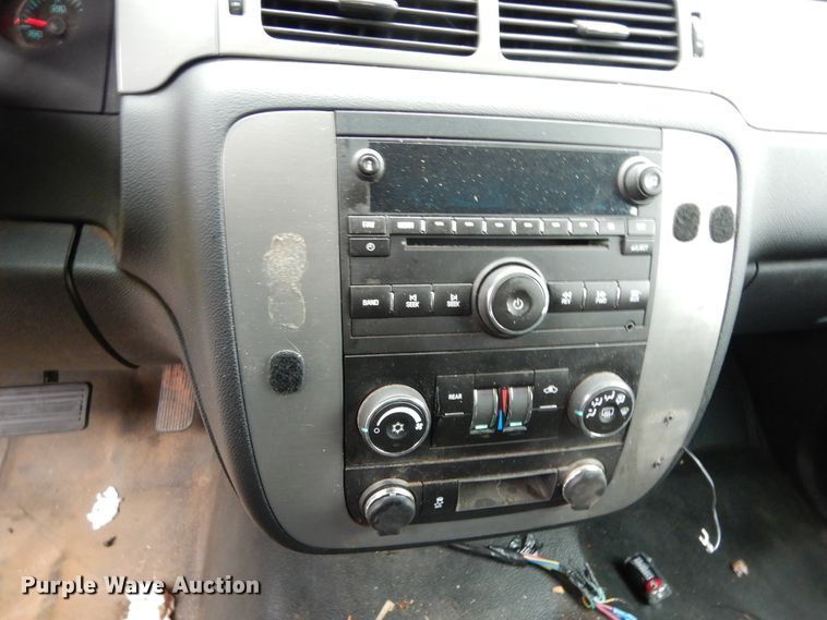 image for item DJ7460 2013 Chevrolet Tahoe Police  SUV