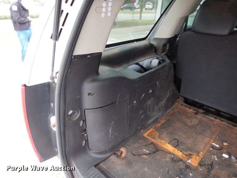 image for item DJ7460 2013 Chevrolet Tahoe Police  SUV