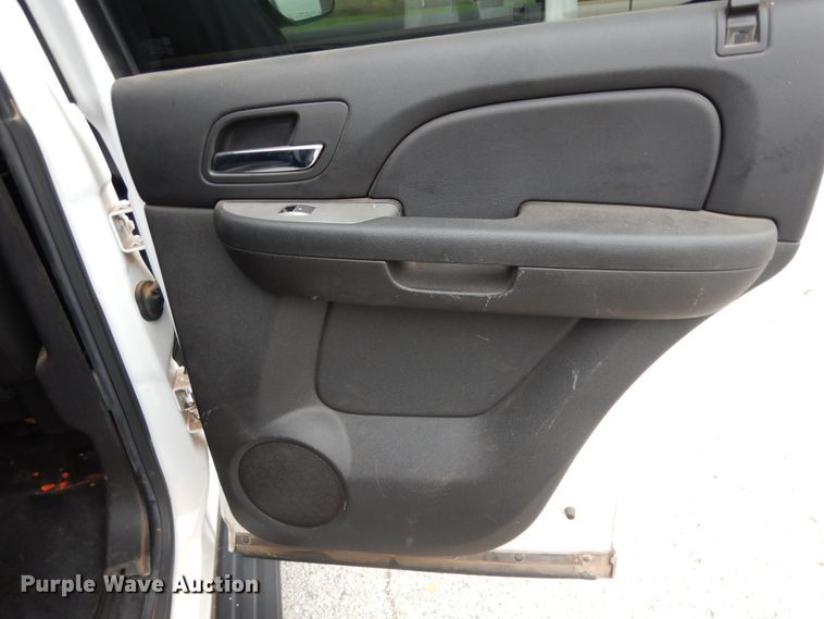 image for item DJ7460 2013 Chevrolet Tahoe Police  SUV