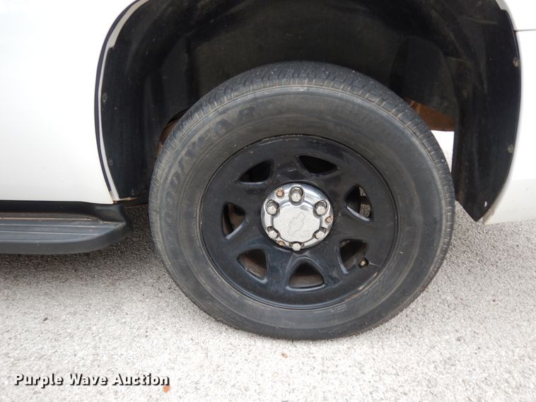 image for item DJ7460 2013 Chevrolet Tahoe Police  SUV