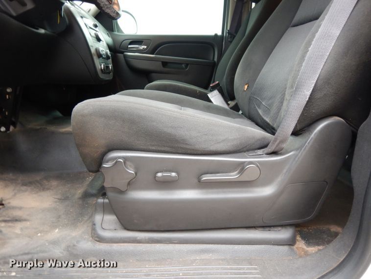 image for item DJ7461 2012 Chevrolet Tahoe Police  SUV