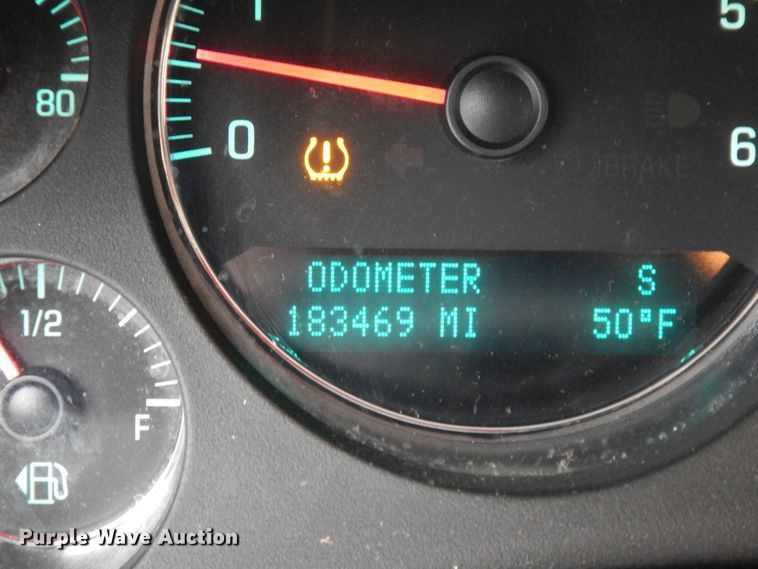 image for item DJ7461 2012 Chevrolet Tahoe Police  SUV