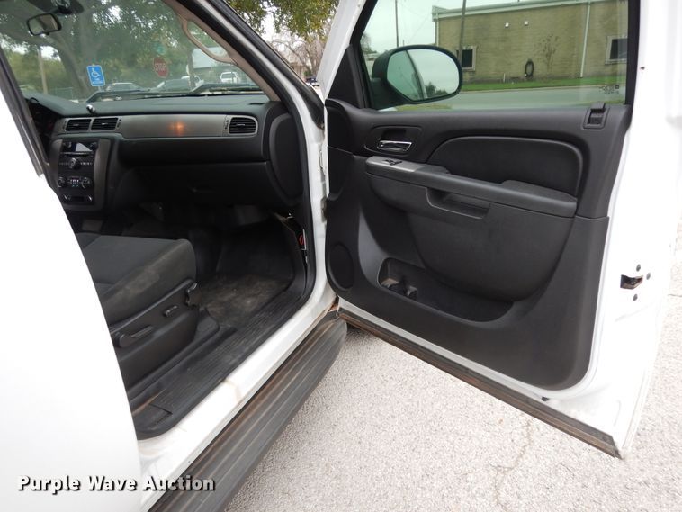 image for item DJ7461 2012 Chevrolet Tahoe Police  SUV