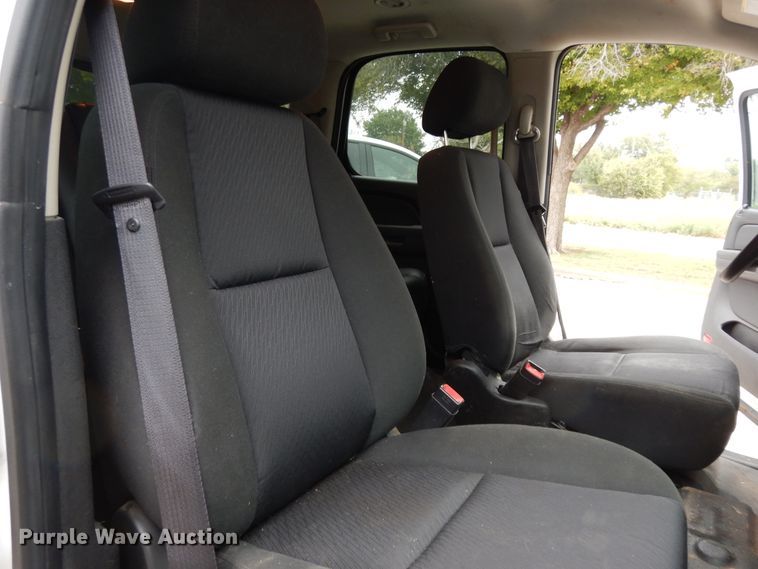 image for item DJ7461 2012 Chevrolet Tahoe Police  SUV