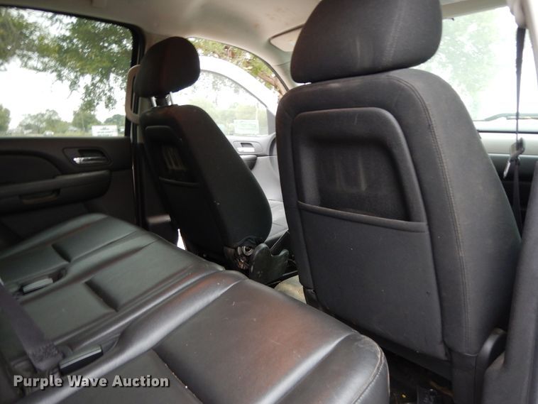 image for item DJ7461 2012 Chevrolet Tahoe Police  SUV