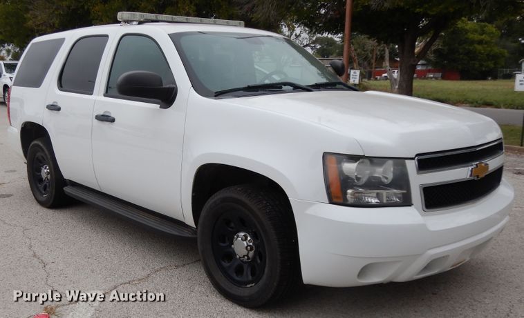 image for item DJ7462 2012 Chevrolet Tahoe Police  SUV
