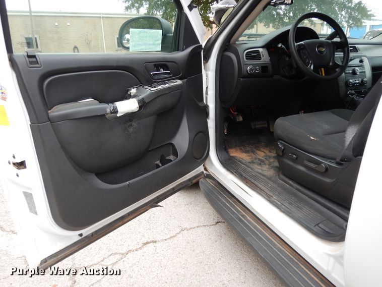 image for item DJ7462 2012 Chevrolet Tahoe Police  SUV