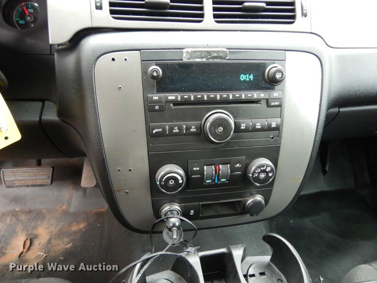 image for item DJ7462 2012 Chevrolet Tahoe Police  SUV