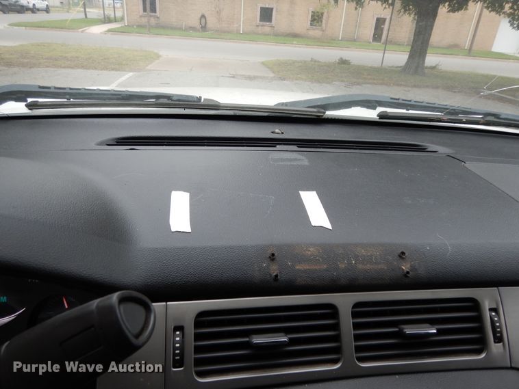 image for item DJ7462 2012 Chevrolet Tahoe Police  SUV