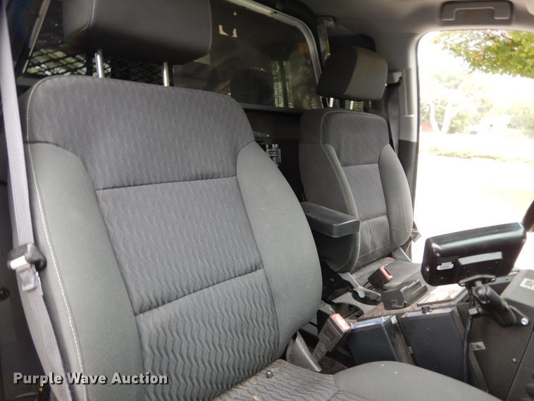 image for item DJ7463 2015 Chevrolet Tahoe Police  SUV