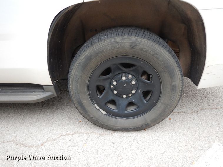 image for item DJ7463 2015 Chevrolet Tahoe Police  SUV