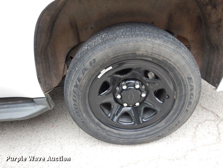 image for item DJ7464 2015 Chevrolet Tahoe Police  SUV