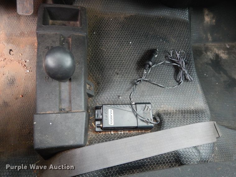 image for item DJ7465 2012 Chevrolet Silverado 1500  Crew Cab pickup truck