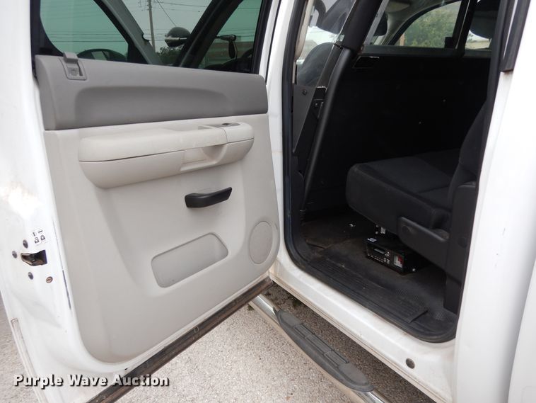 image for item DJ7465 2012 Chevrolet Silverado 1500  Crew Cab pickup truck