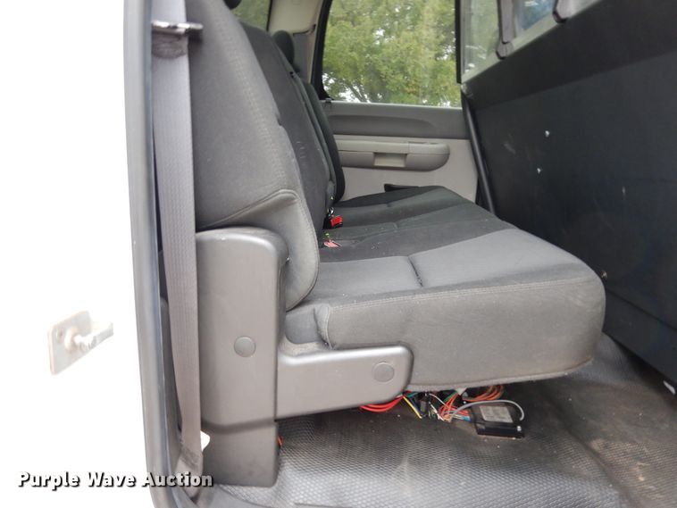 image for item DJ7465 2012 Chevrolet Silverado 1500  Crew Cab pickup truck