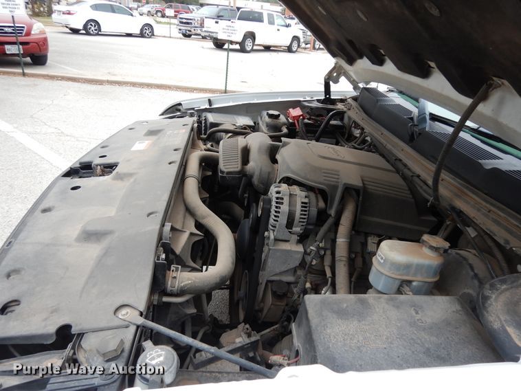 image for item DJ7465 2012 Chevrolet Silverado 1500  Crew Cab pickup truck