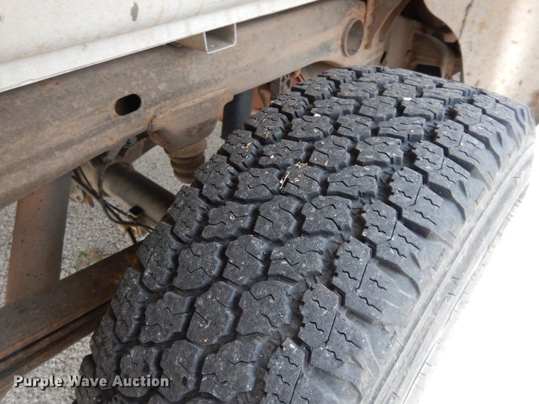 image for item DJ7465 2012 Chevrolet Silverado 1500  Crew Cab pickup truck