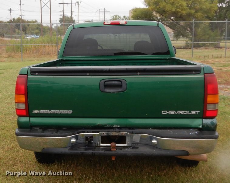 image for item DJ7468 1999 Chevrolet Silverado 1500  Ext. Cab pickup truck