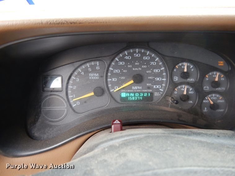 image for item DJ7468 1999 Chevrolet Silverado 1500  Ext. Cab pickup truck