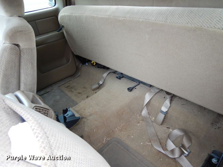 image for item DJ7468 1999 Chevrolet Silverado 1500  Ext. Cab pickup truck