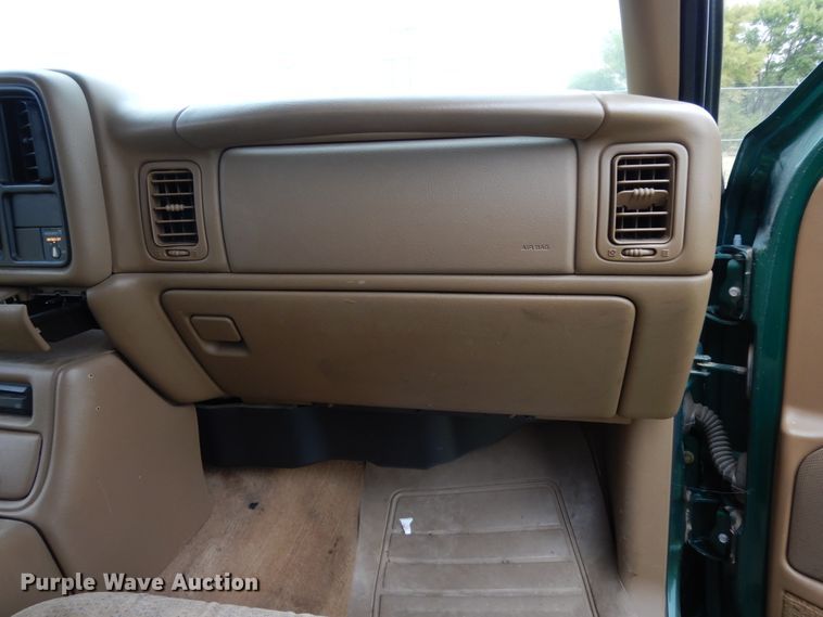 image for item DJ7468 1999 Chevrolet Silverado 1500  Ext. Cab pickup truck