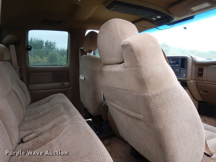 image for item DJ7468 1999 Chevrolet Silverado 1500  Ext. Cab pickup truck