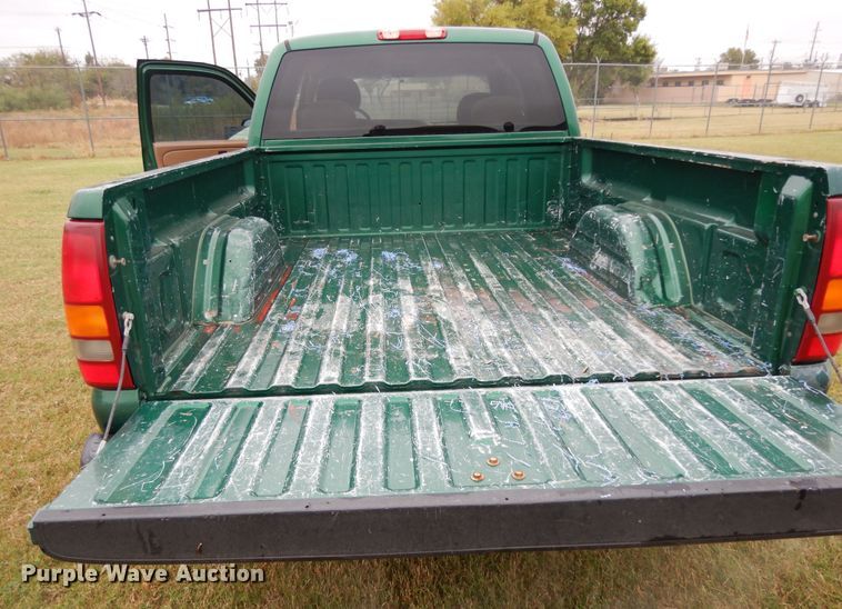 image for item DJ7468 1999 Chevrolet Silverado 1500  Ext. Cab pickup truck