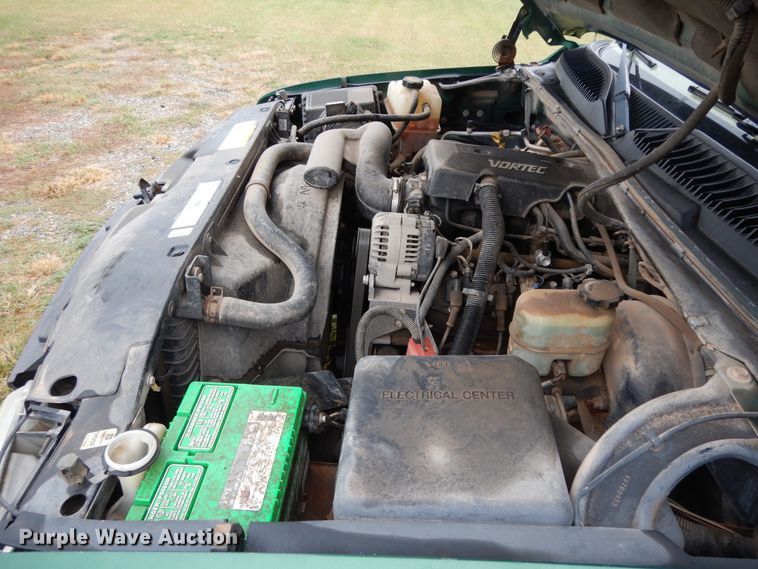 image for item DJ7468 1999 Chevrolet Silverado 1500  Ext. Cab pickup truck