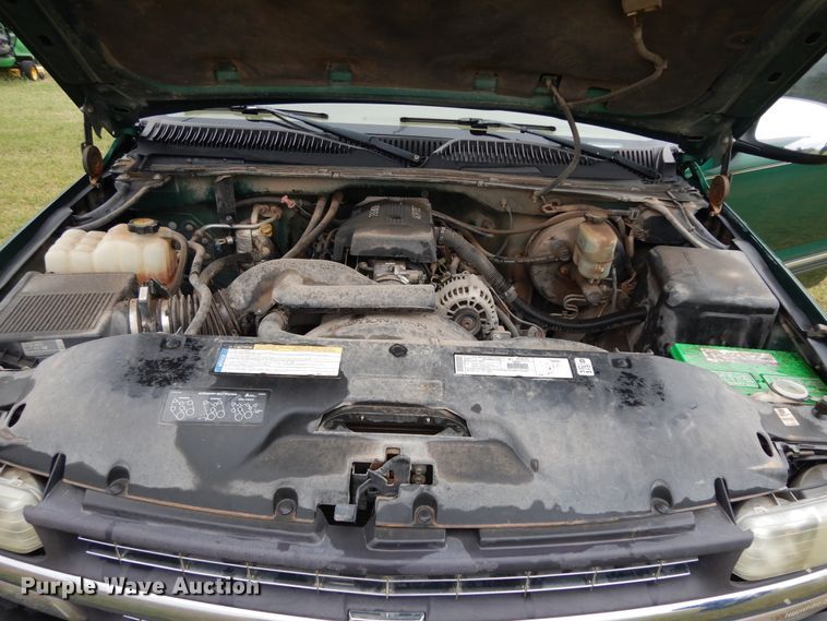 image for item DJ7468 1999 Chevrolet Silverado 1500  Ext. Cab pickup truck