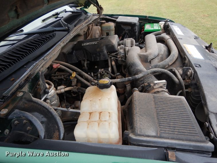 image for item DJ7468 1999 Chevrolet Silverado 1500  Ext. Cab pickup truck