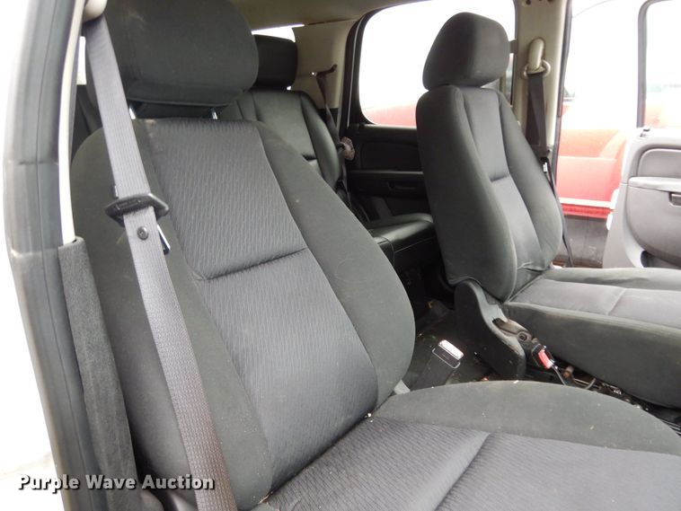 image for item DJ7469 2012 Chevrolet Tahoe Police  SUV