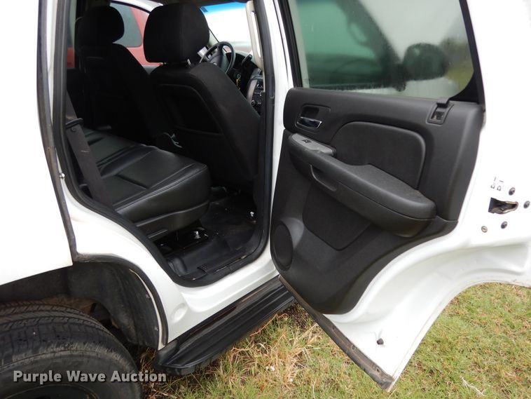 image for item DJ7469 2012 Chevrolet Tahoe Police  SUV