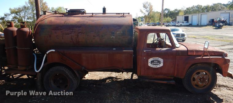 image for item DL0625 1966 Ford CB  oil distributor truck