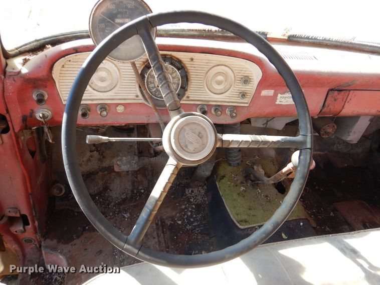 image for item DL0625 1966 Ford CB  oil distributor truck