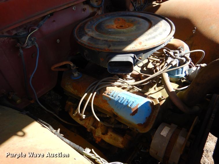 image for item DL0625 1966 Ford CB  oil distributor truck