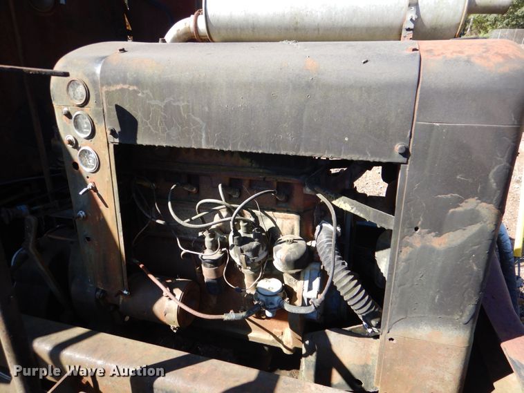 image for item DL0625 1966 Ford CB  oil distributor truck